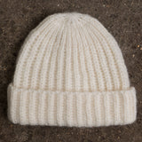 cableami - Mohair Tube-Yarn Beanie - White