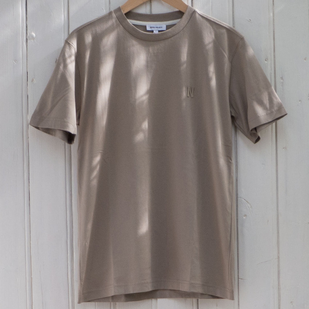 Norse Projects - Johannes Organic N Logo T-shirt - Sand